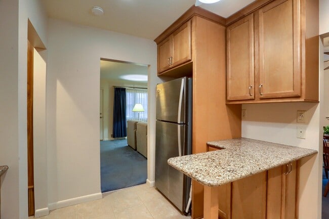 Photo - 113 E Woodland Dr