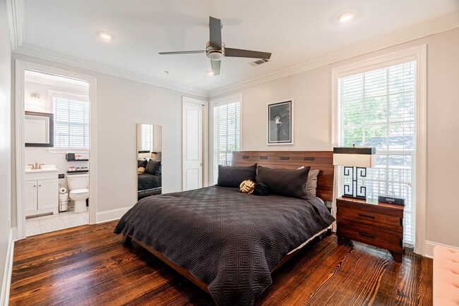 Photo - 1201 Baronne St Unit 6