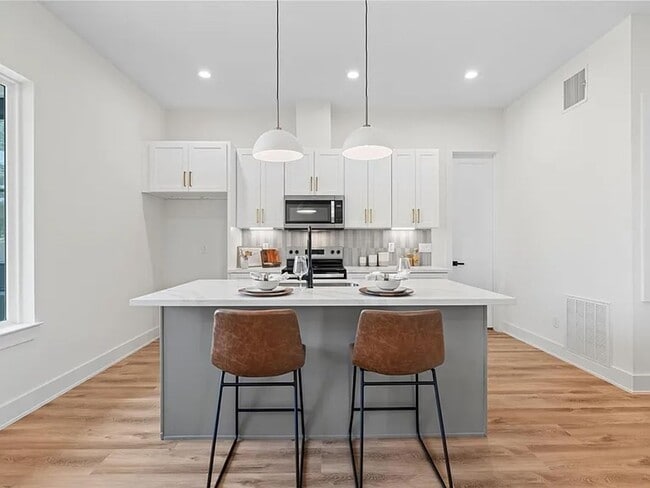 Photo - 6532 Weston St Unit A