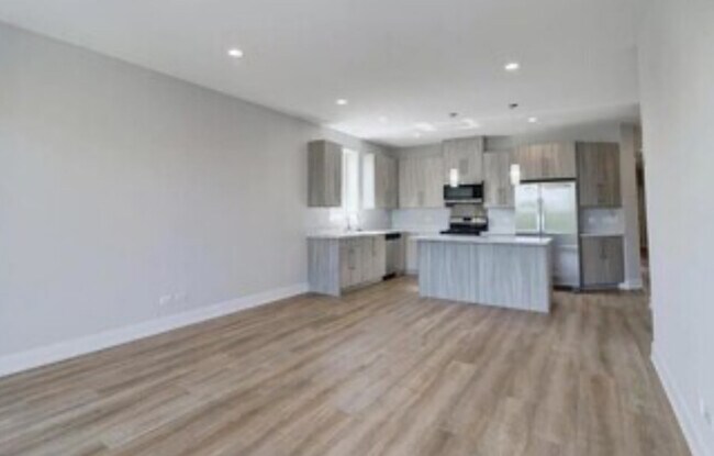 Photo - 6322 W Irving Park Rd