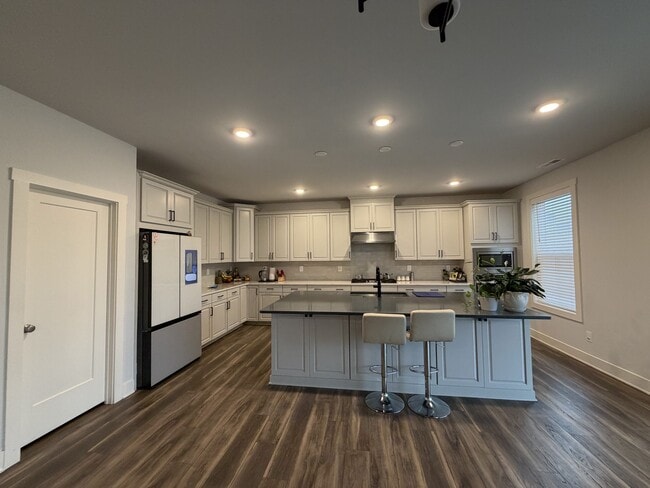 Photo - 6133 Alsace Ln