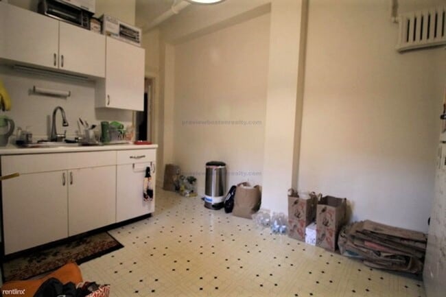 Photo - 1667 CommonnwealthAve