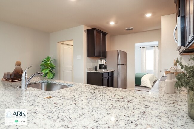 7301 Jebson Pass