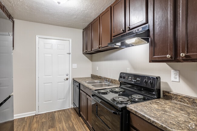 2BR, 1BA - 864SF Kitchen - Rosemary Place