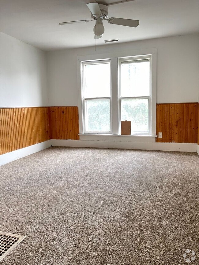 Building Photo - 2123 Ave A Unit #2 (Top) Rental