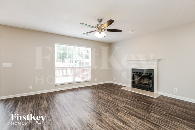 Photo - 6005 Monroe Crossing