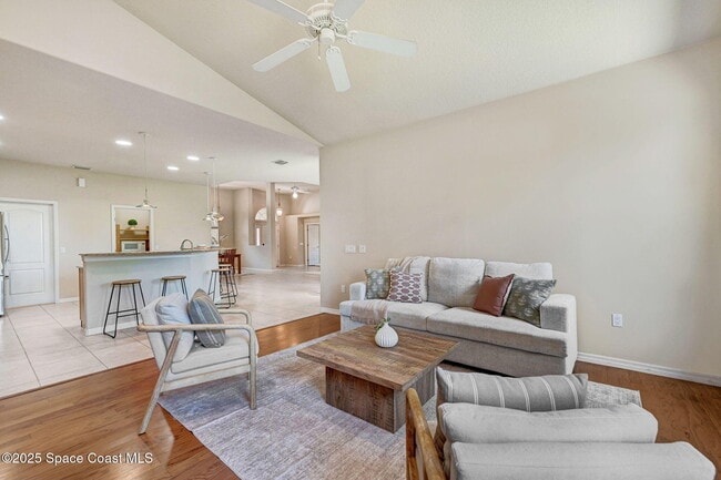 Photo - 178 Cove Loop Dr