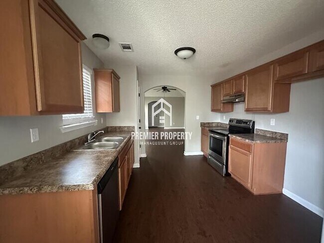 Photo - 5703 Falling Bark Dr