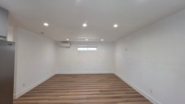 Photo - 8408 W 4th St Unit 8408