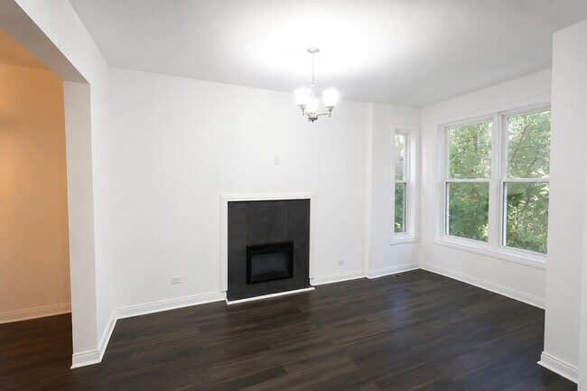 Photo - 3532 W Van Buren St Unit 1