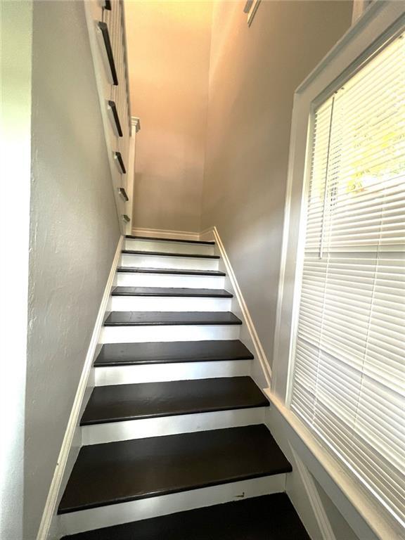 Photo - 1225 Euclid Ave NE