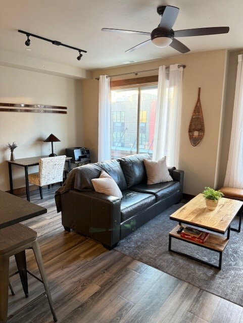 Photo - 519 Nucleus Ave