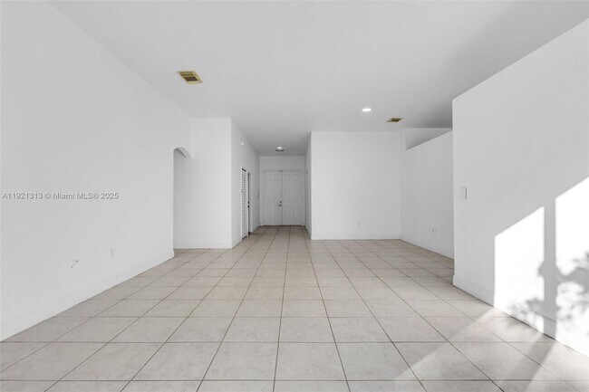 Photo - 8836 NW 168th Ln