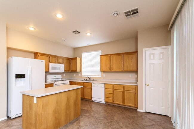 Photo - 2422 Predera Ave