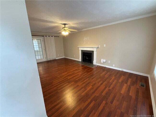 Photo - 2460 Saltwood Rd