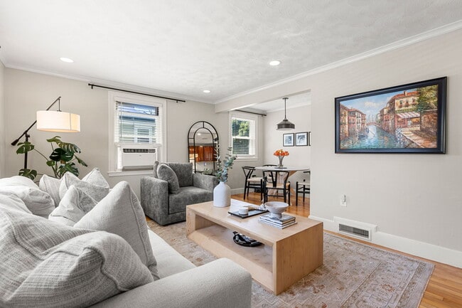 Photo - 39 Grew Hill Rd Apartments Unit 2 Beds  Plus office