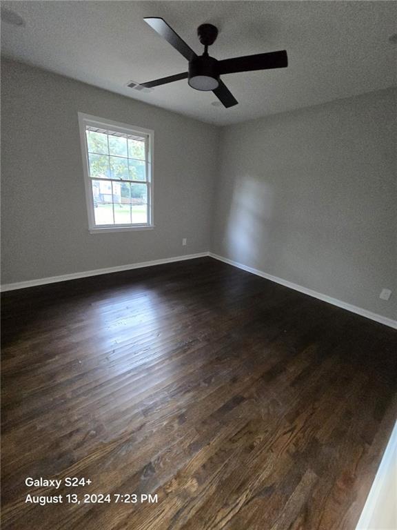 Photo - 1670 Christian Cir SE