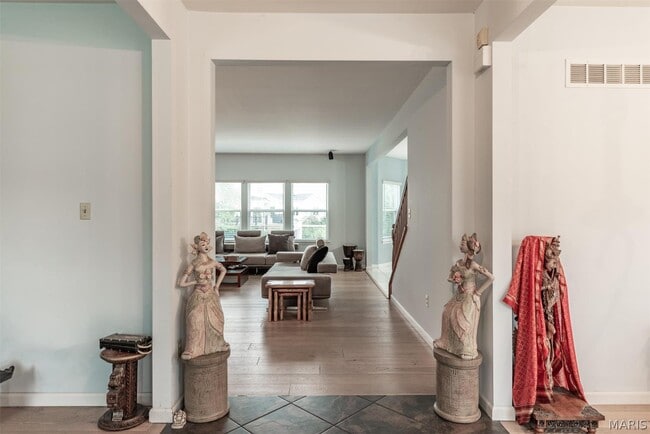 Photo - 1508 Legacy Cir