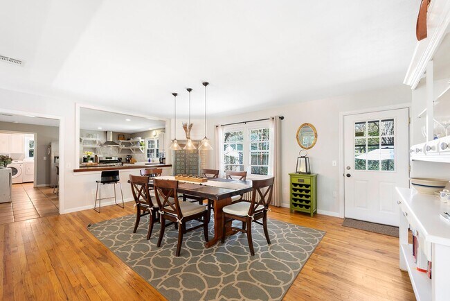 Photo - 16 Payne Ave