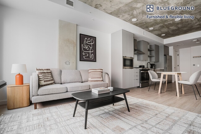 Photo - 3030 Potomac Ave Unidad FL3-ID1018