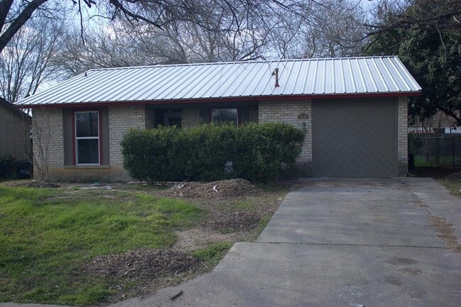 Building Photo - 6110 Wing Feather Dr