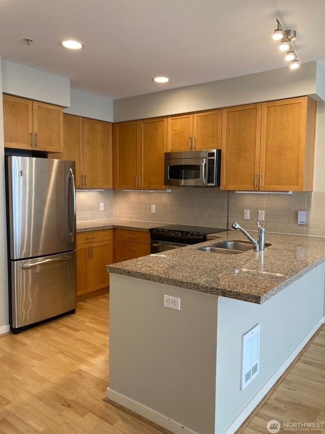 Photo - Harbor Square Condominium Unidad B318