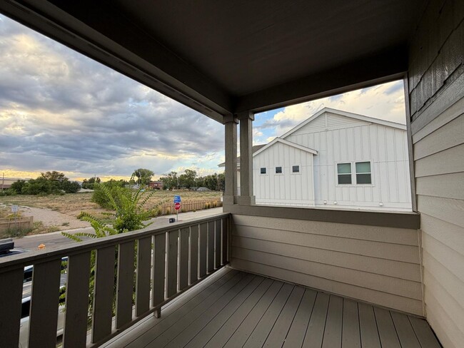 569 Vicot Wy