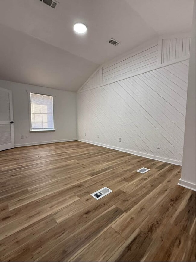 Photo - Charming Fully Remodeled 3-Bedroom, 1.5-Bathroom Home in Bryant – Modern Finishes and Large Yard!