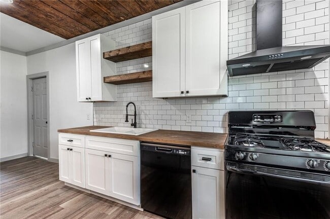 Beautifully remodeled single family home, ... - Beautifully remodeled single family home, ...