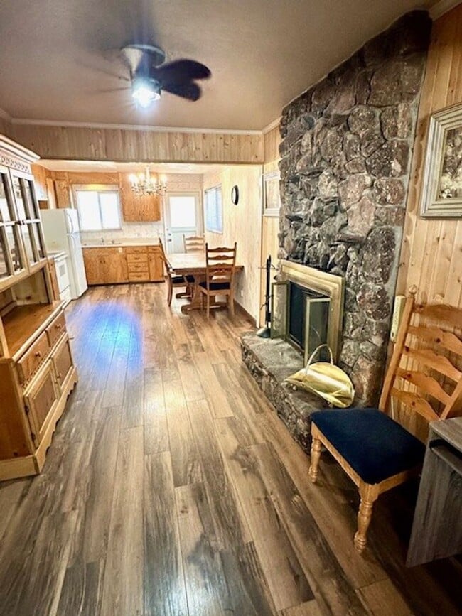 Photo - 3Bd 1Ba home available for a longterm lease!  Call and inquire today!