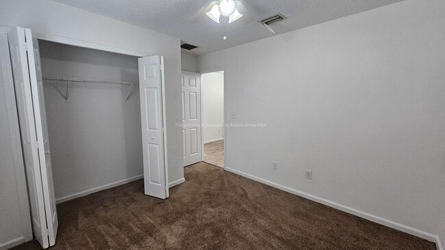 Photo - 9453 Thorn Glen Rd