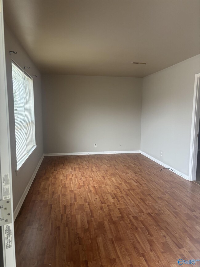 Photo - 907 Stevens Ct NE Unidad 5