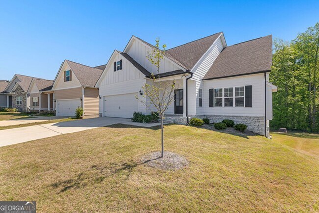 Photo - Move in ready- 5 bedroom, 3.5 bathroom home in the Highly Desirable Bryant Lake Community in Lagr...
