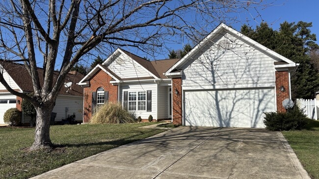 Photo - 12045 Evergreen Hollow Dr