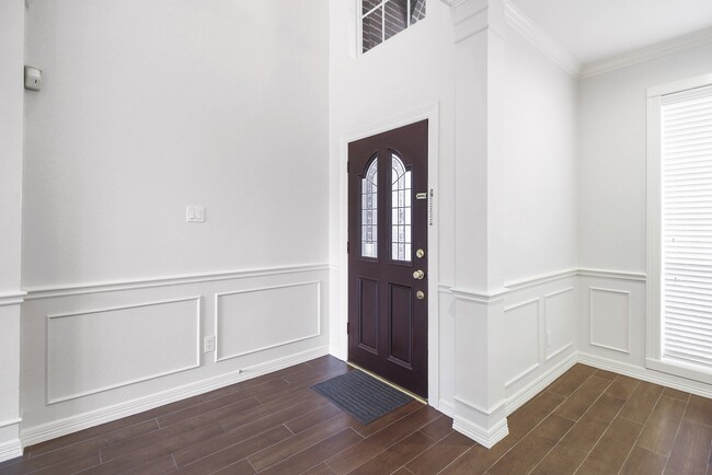 Photo - 14127 Swallowfield Dr