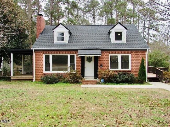 Building Photo - 209 Carbonton Rd