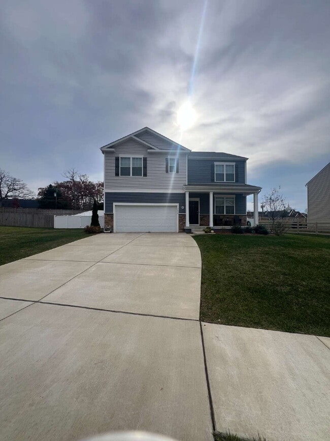 Photo - *Coming Soon-Available for Renting January... Apartamento