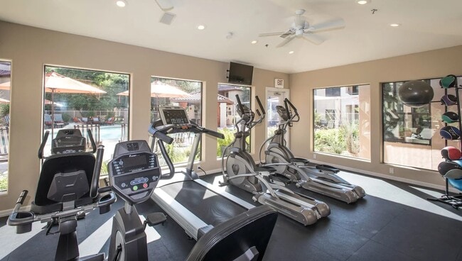 Scottsdale Highlands Apartments