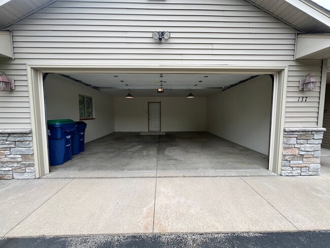 Photo - Single Family Home in a Quiet Neighborhood Available!