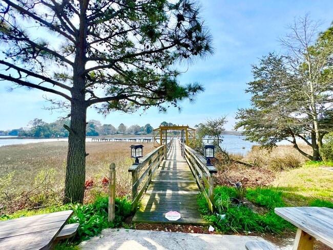 Pelican Dock Apartments