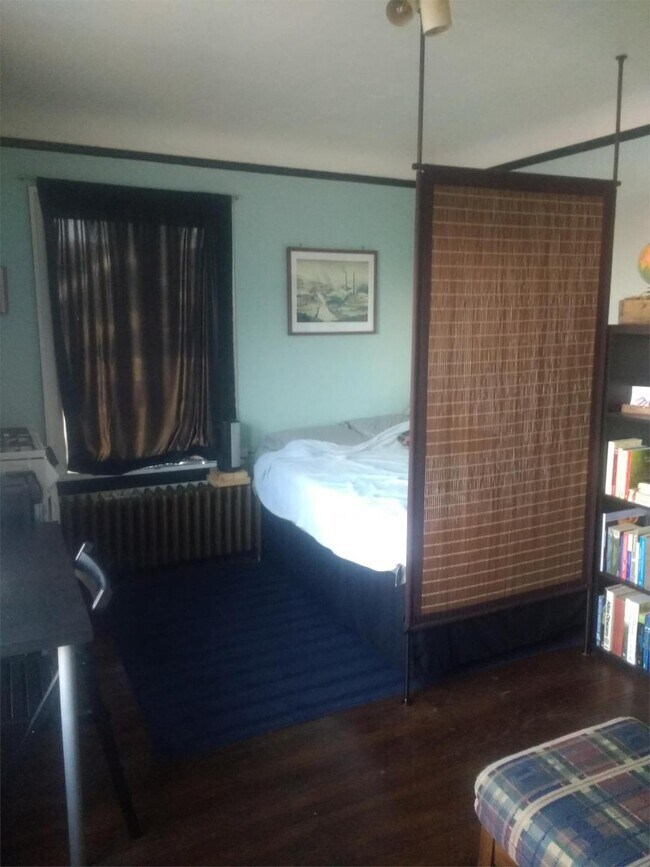 Building Photo - 0 bedroom in Seattle WA 98105 Rental
