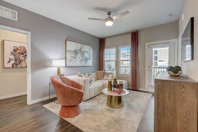 Photo - Ascend Reunion Crossing