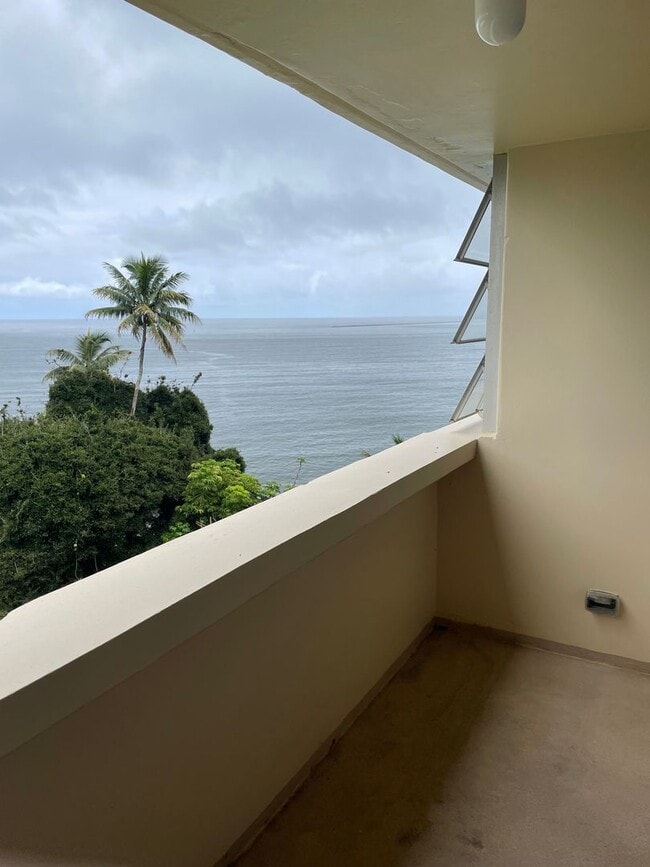 2BR/2BA with lanai and spectacular ocean v... - 2BR/2BA with lanai and spectacular ocean v... Condo Unit 702