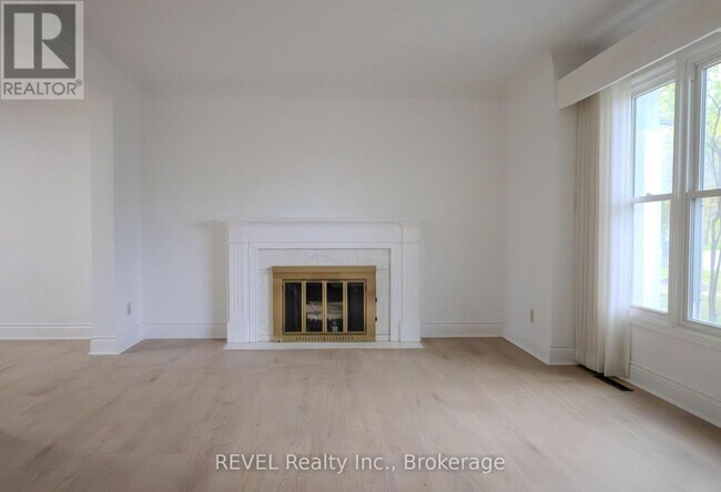 Photo - 19 Woodington Crescent