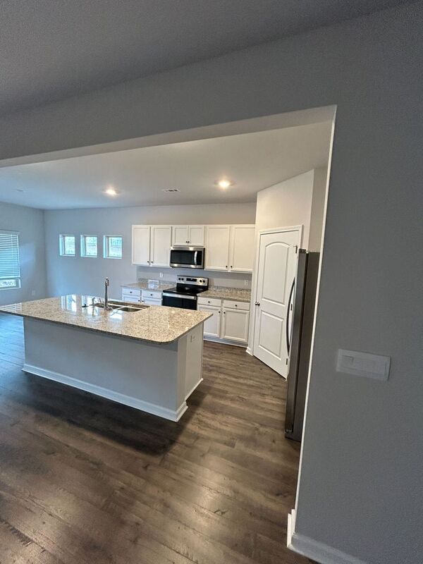 Photo - 117 Branton Ct