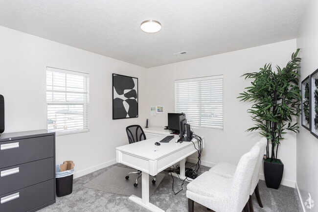 3BR, 2.5BA - 1,367SF - Primary Bedroom
