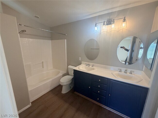 Photo - 5450 Cardinal Ridge Ct Unit 204