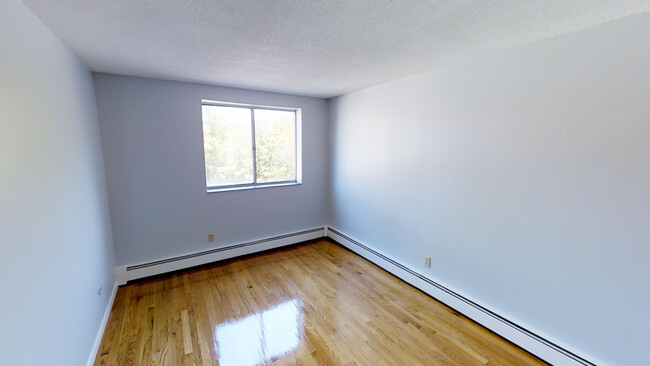 Photo - 15 Murdock St Condo