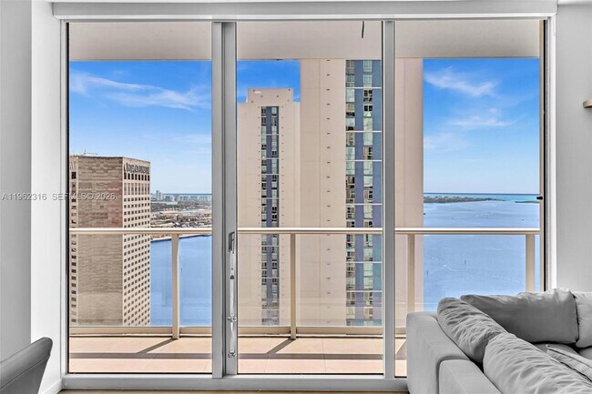 Photo - 300 S Biscayne Blvd Unidad 2916