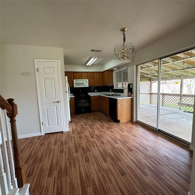 Photo - 4735 Castleman Dr